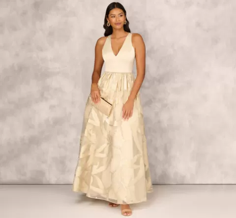 Adrianna Papell Metallic Jacquard Sleeveless Ball Gown With Crinoline Details In Light Gold LIGHTGOLD Discount